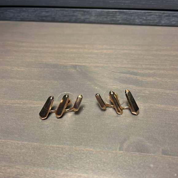 EUC Kendra Scott Billie ear climber earrings in rose gold - Picture 4 of 4